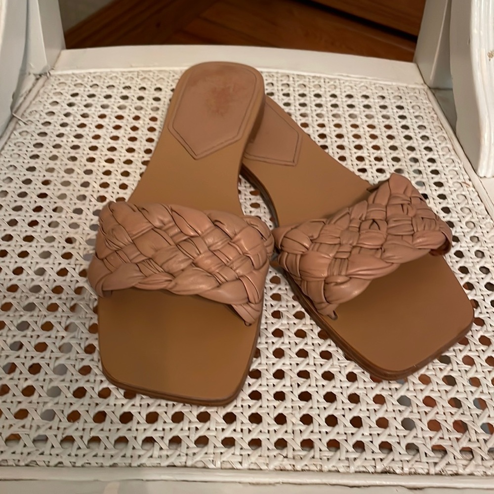 Marc Fisher LTD Reanna Braided Slide Sandals Leather Slip On Flats Size 9